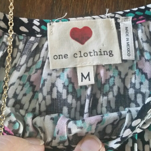 Shirt - Picture 3 of 4