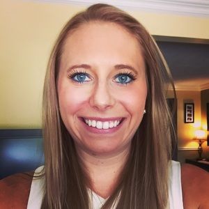 Meet your Posher, Jillian