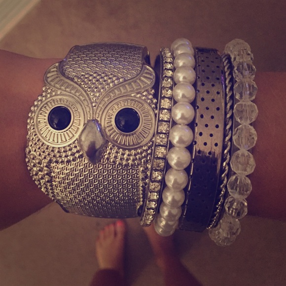 SOLD. Owl Bracelet Set - Picture 1 of 4