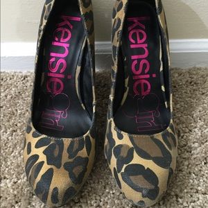 🔸FINAL SALE🔸 Leopard Print Heels by Kensie