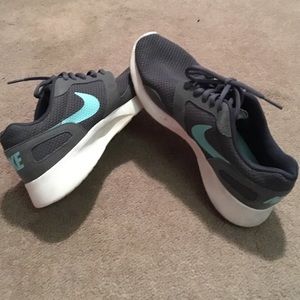 Nike Kashi sneakers
