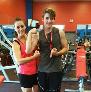 Meet your Posher, Angie