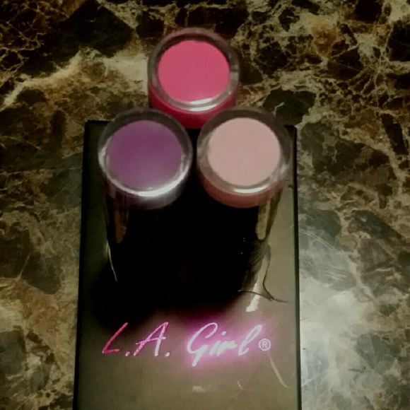 💋 LA GIRL FLAT VELVET MATTE LIPPIE BUNDLE 💋