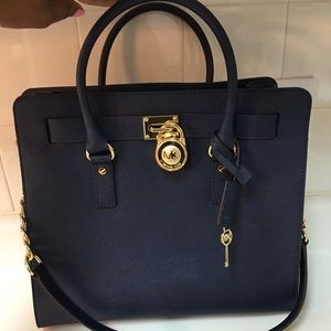 SOLD!🎉Navy blue MK Large Hamilton/w gold accents