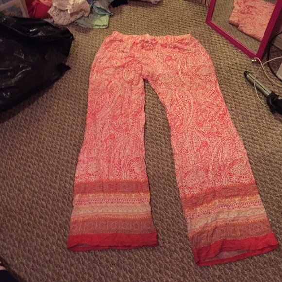 Coral paisley palazzo pants.