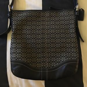 🔥FLASH SALE: Coach Cross Body Bag🔥