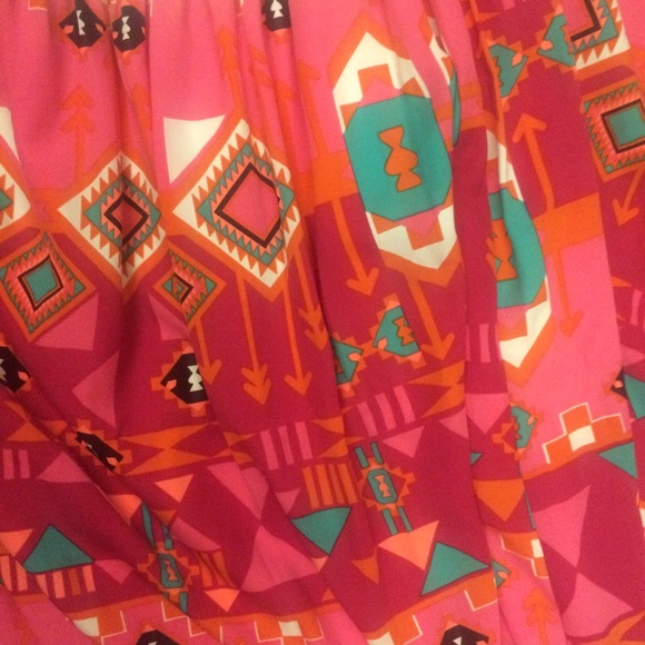 Bold Aztec Maxi dress - Picture 3 of 3