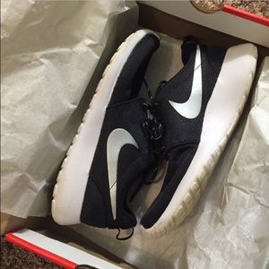 Classic Nike Roshe Run