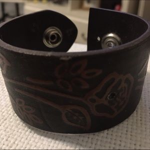 Brown Snap Bracelet