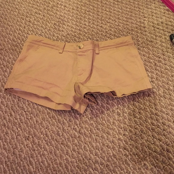 Twin peaks khaki shorts