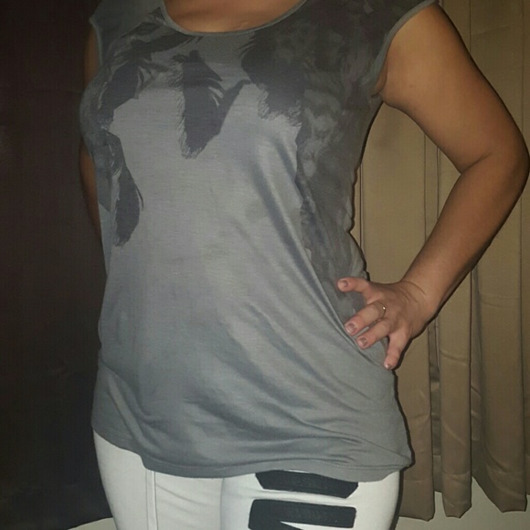 Shirt - Picture 1 of 4
