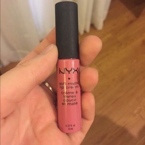 NYX Matte Liquid Lipstick