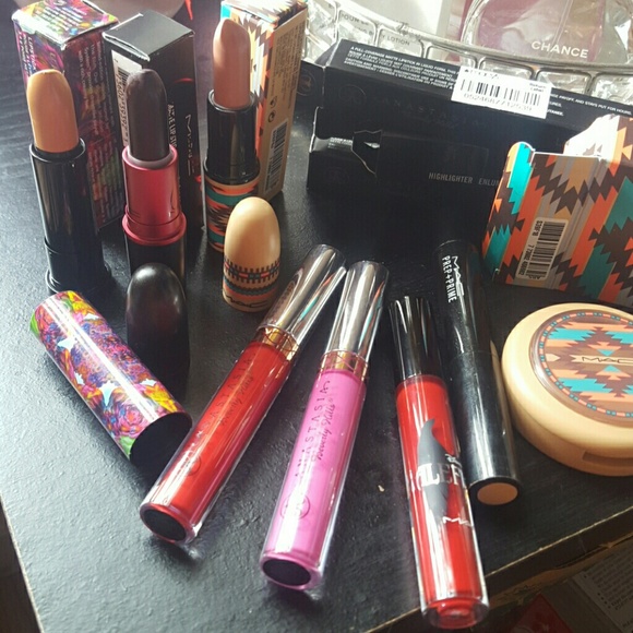 SOLD Highend makeup mac abh  bundle - Picture 2 of 4