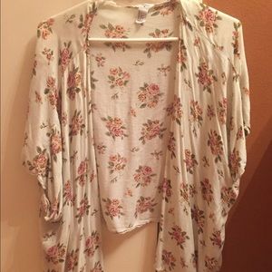 Pretty Floral Kimono