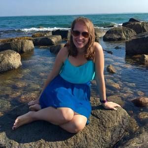 Meet your Posher, Caroline