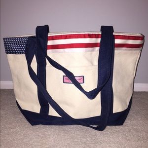 Vineyard Vines Classic Tote