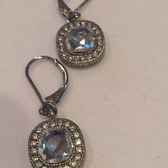 Lia Sophia crystal drop dangle earring