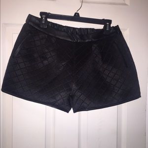 F21 Black Faux-Leather Trim Shorts, Sz L, NWT!