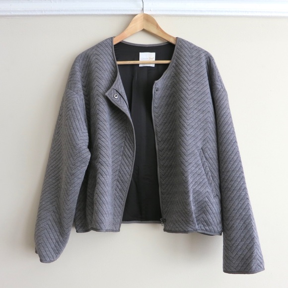 SUNDAY SALE Grey Line & Dot jacket with zips