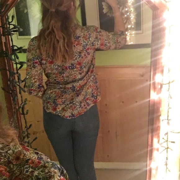 Floral button down - Picture 3 of 3