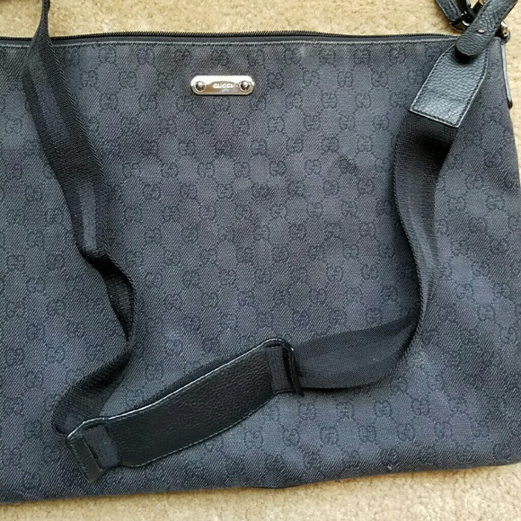 Gucci Messenger Bag
