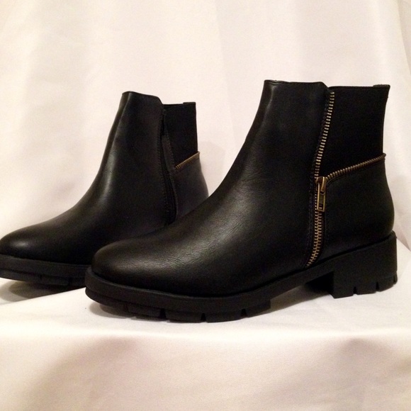 Black boots