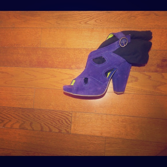 Purple Kensie Open Toe Heel Sandals