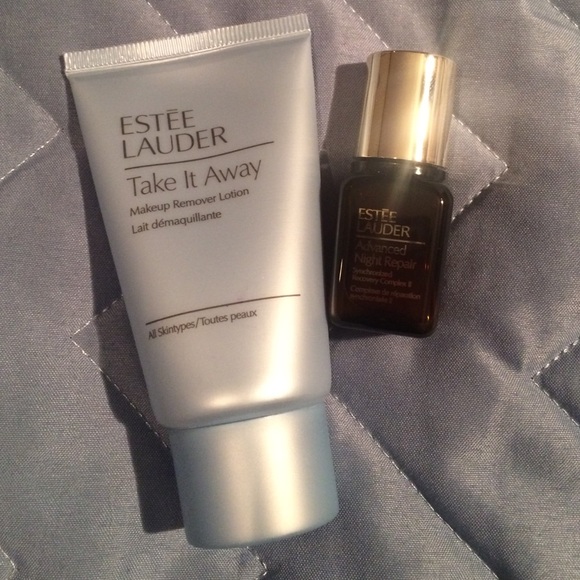Estée Lauder deluxe samples