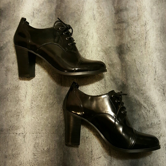 Steve Madden high heel oxford