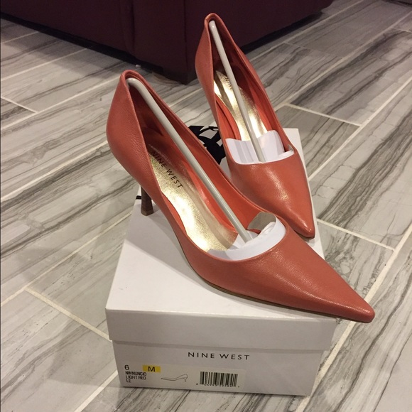 Nine West high heels BRAND NEW, size 6 for $49