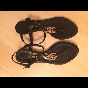 Chanel sandals black