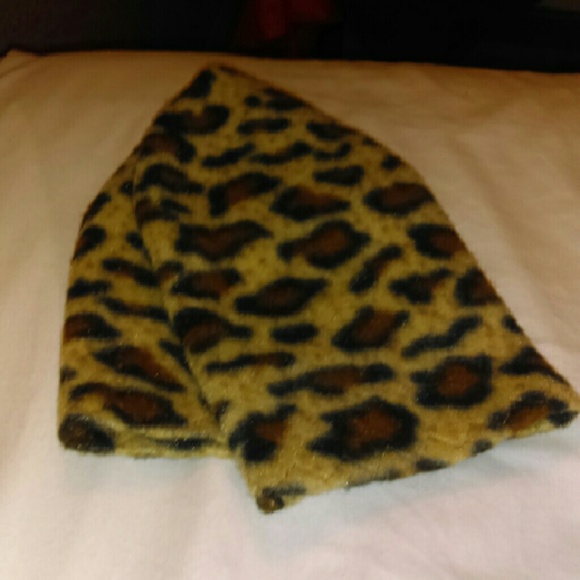 Fleece loepard beanie