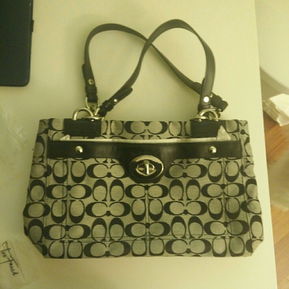 Coach purse and kate spade bag