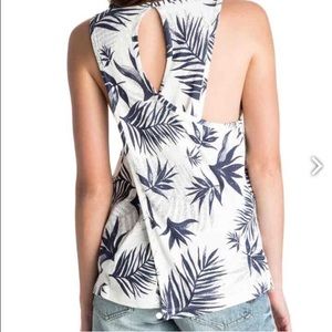 ️‼️SALE‼️🌟Roxy Tank - Palm Leaves