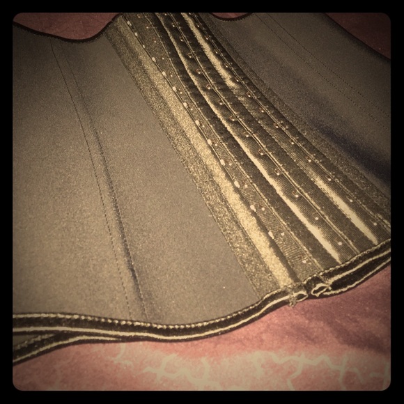 Waist trainer