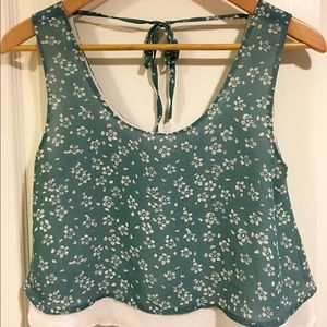 The teal crop top of your dreams 🌸🌸