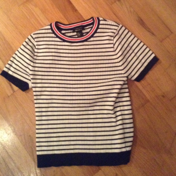 Forever21 white and navy striped cropped shirt.