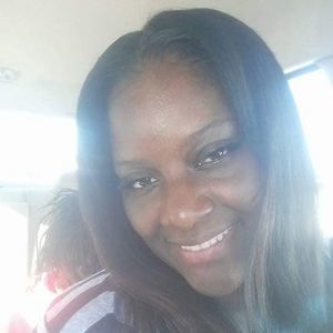 Meet your Posher, Felisha