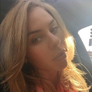 Meet your Posher, Ash