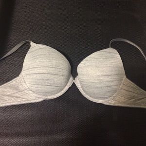 Victoria's Secret PINK bra (gray)