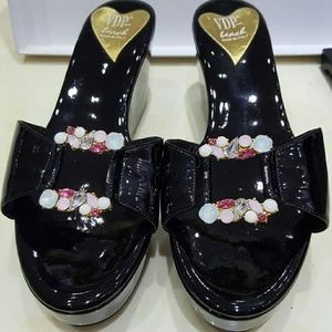 Woman shoes! VDP Beach!!!