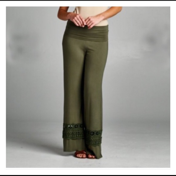 ❗️Last Pair❗️Gray lace palazzo pants - Picture 3 of 4