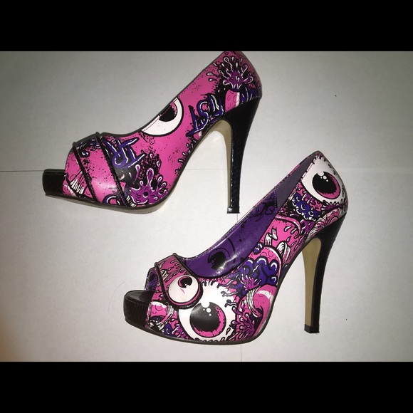 Iron Fist vintage Heels
