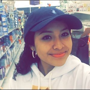 Meet your Posher, Joselin