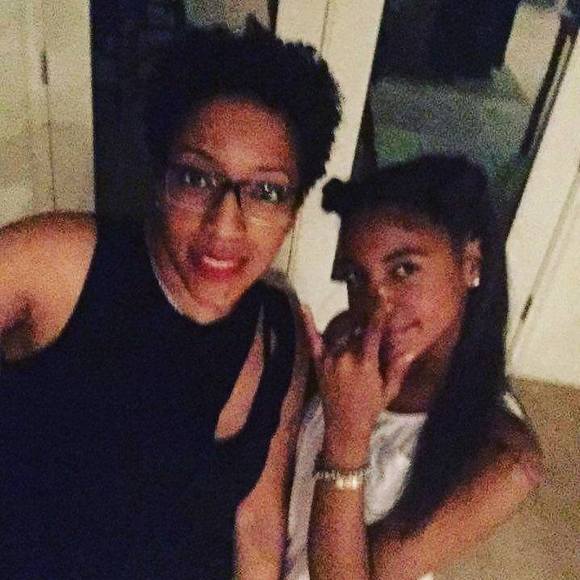 Meet your Posher, Jennifer - Picture 1 of 1