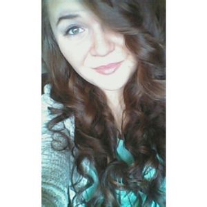 Meet your Posher, Cayla