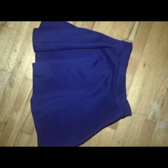 Cute Blue Skirt with belt loops & zipper
