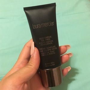 LauraMercier photo edition foundation bamboo beige