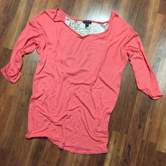 American Eagle Outfitters Tops - 3/4 Sleeve Peach/Coral Lace Back Lightweight