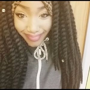 Meet your Posher, Ariel